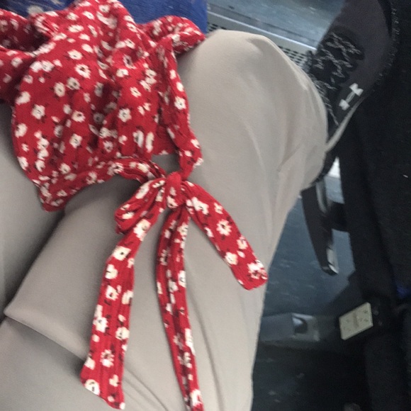 Brand is One Clothing from Los Angeles. Blouse Red Size Small - Picture 4 of 4